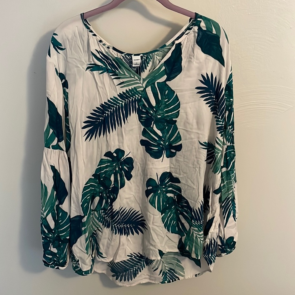 Old Navy blouse